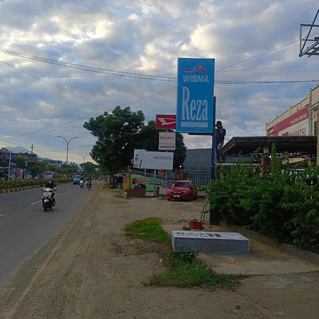 Wisma Reza Palopo Motel Luaran gambar