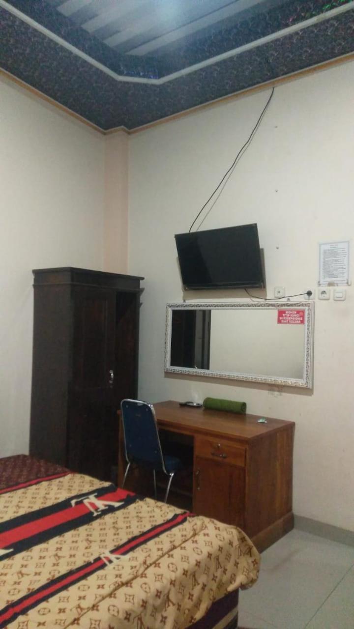 Wisma Reza Palopo Motel Luaran gambar